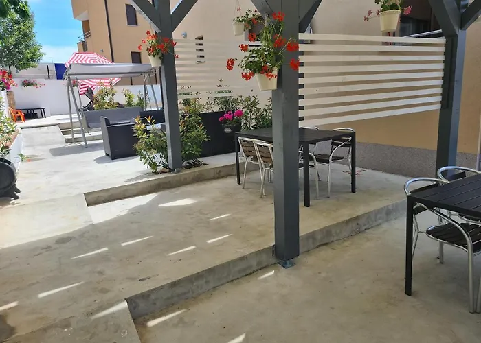 Patricija Keller-podrum-basement *