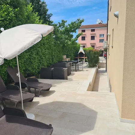 Patricija Keller-podrum-basement * Πόρετς