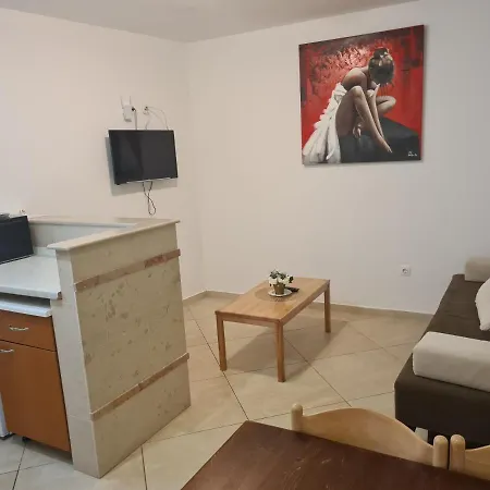 Patricija Keller-podrum-basement Apartmán *