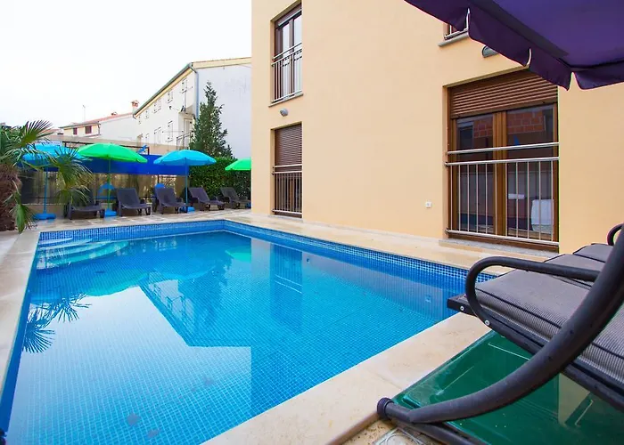 Patricija Keller-podrum-basement Appartement *